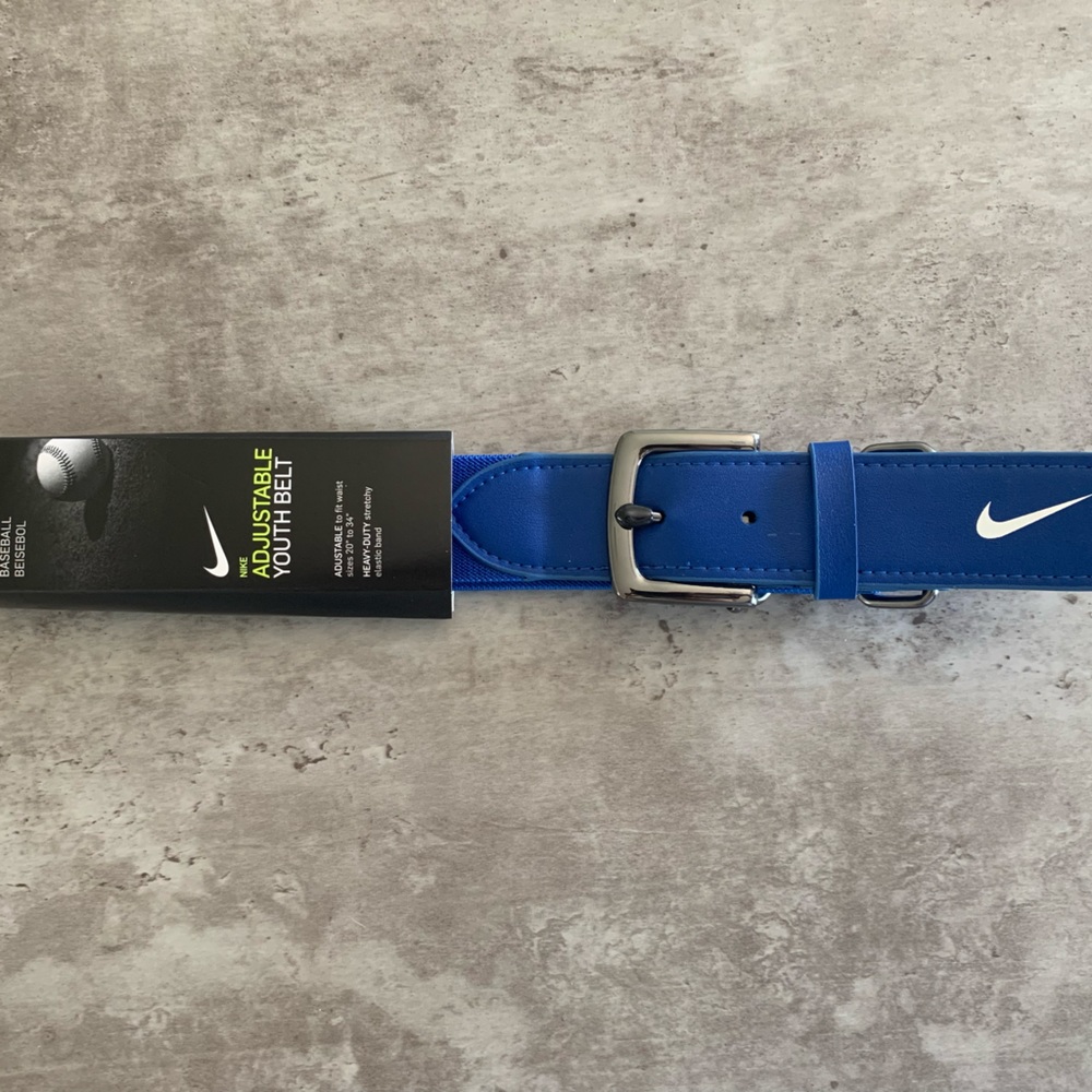 Nike Youth Baseball Blue Leather Belt Adjustable to Fit Waist 20"-34"